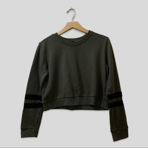 Forever 21 Cropped Crewneck - Army Green - Picture 1 of 4